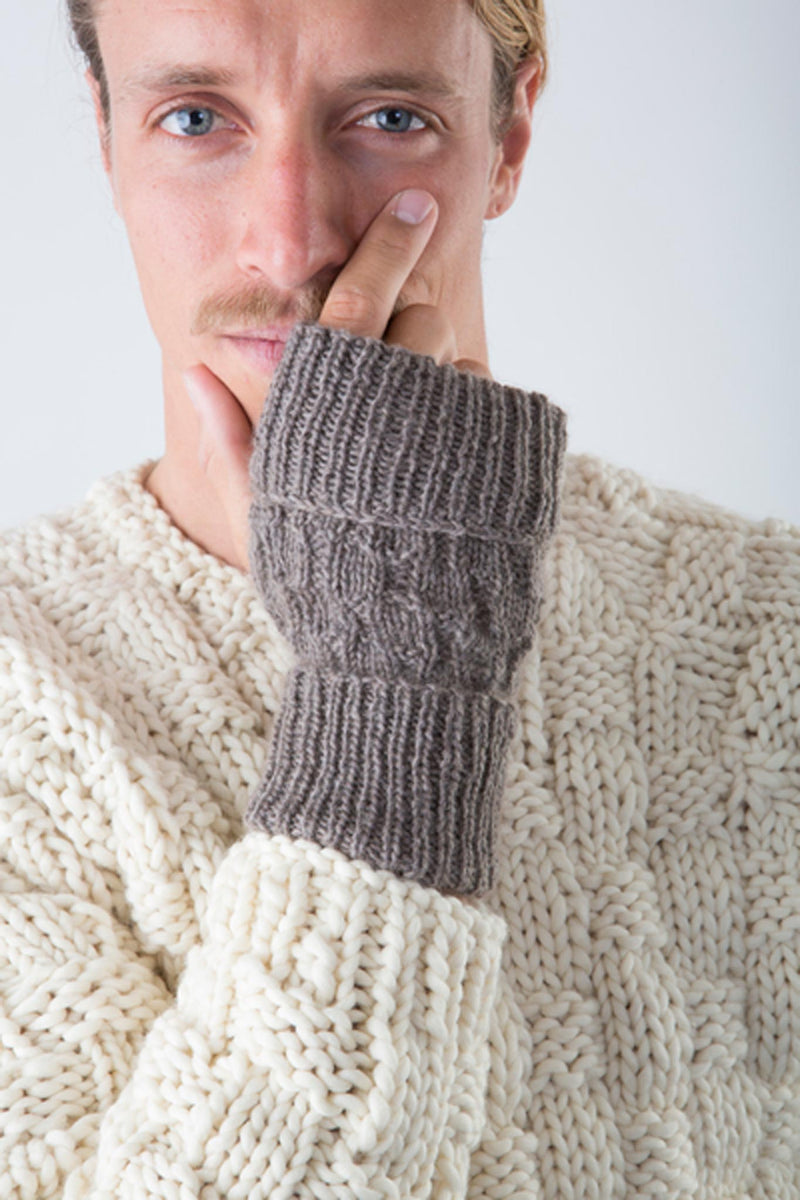 YAMEIZE Fingerless Star Printed Knitted Gloves - Wrist