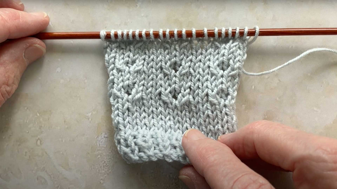 James' Symmetrical Eyelet Stitch