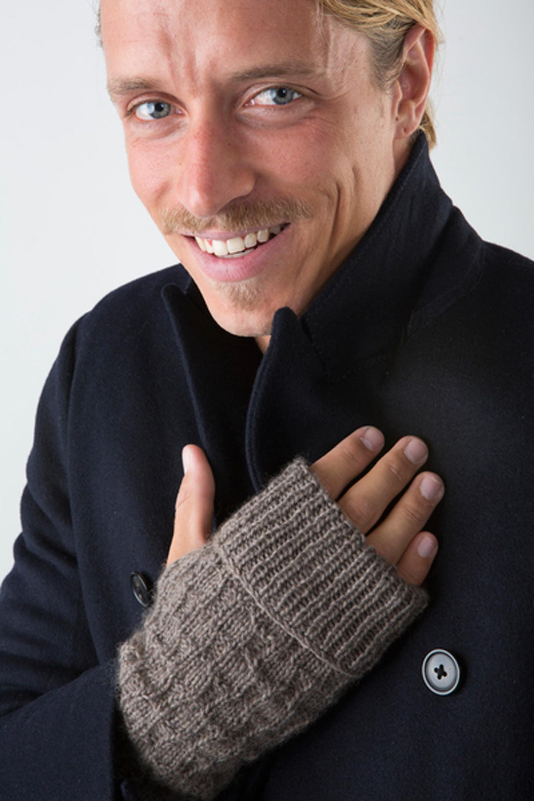Keith Fingerless Gloves Designer Knitting Pattern – James